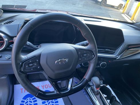 Certified 2025 Chevrolet Trax RS w/ Driver Confidence Package FWD image 34