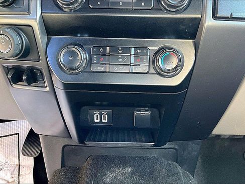 Used 2020 Ford F150 XLT w/ Equipment Group 302A Luxury AWD/4WD image 16