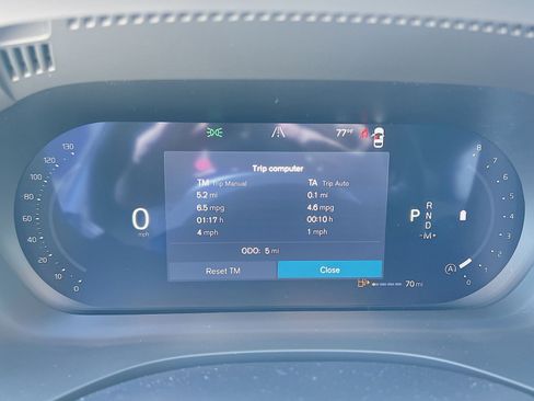 New 2026 Volvo XC60 B5 Plus w/ Climate Package image 17