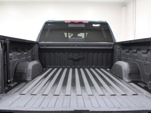 Used 2025 Chevrolet Silverado 1500 LTZ AWD/4WD image 13