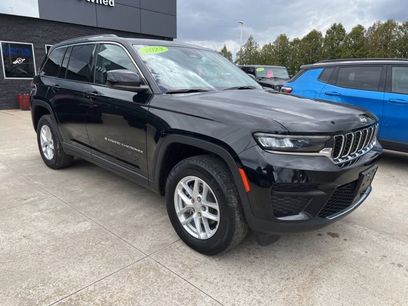 Certified 2023 Jeep Grand Cherokee Laredo w/ Luxury Tech Group I