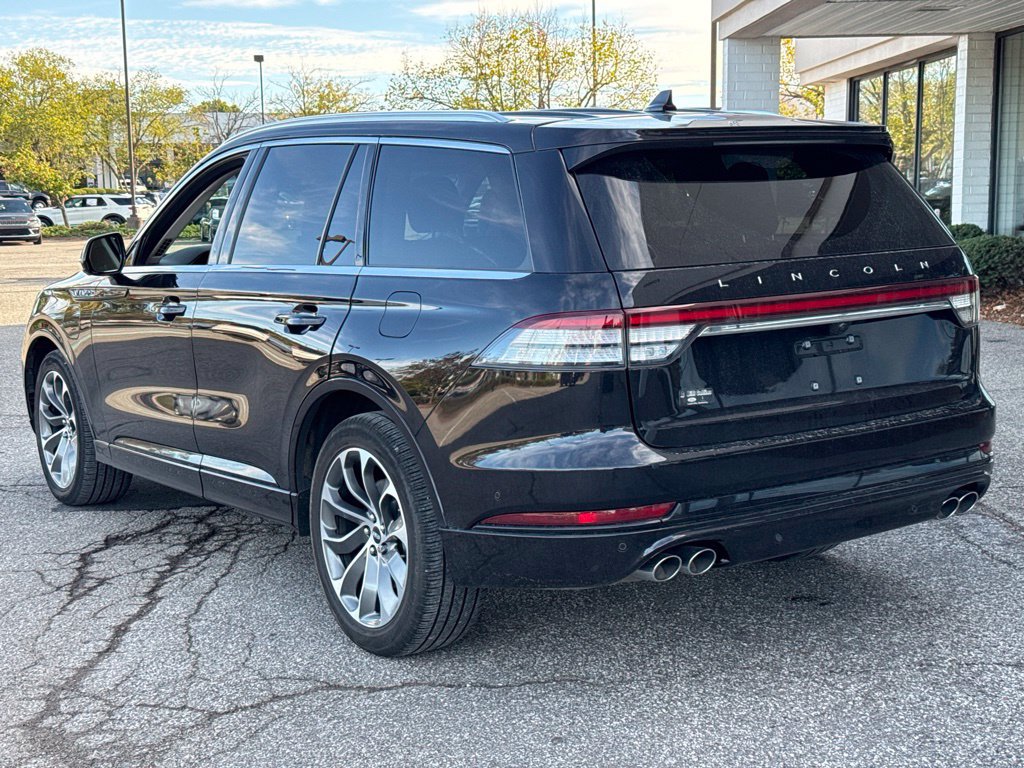 Used 2023 Lincoln Aviator Grand Touring w/ Equipment Group 301A AWD/4WD image 11