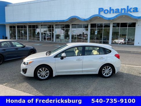 Used 2014 Subaru Impreza 2.0i Premium w/ All-Weather Package w/CVT AWD/4WD image 3
