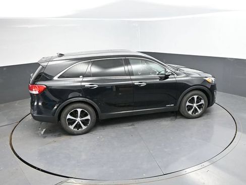 Used 2018 Kia Sorento EX AWD/4WD image 34