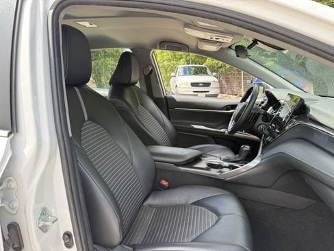Used 2024 Toyota Camry SE FWD image 27