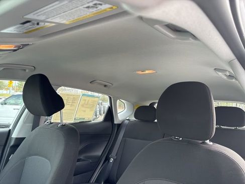 Used 2026 Hyundai Kona SE image 27