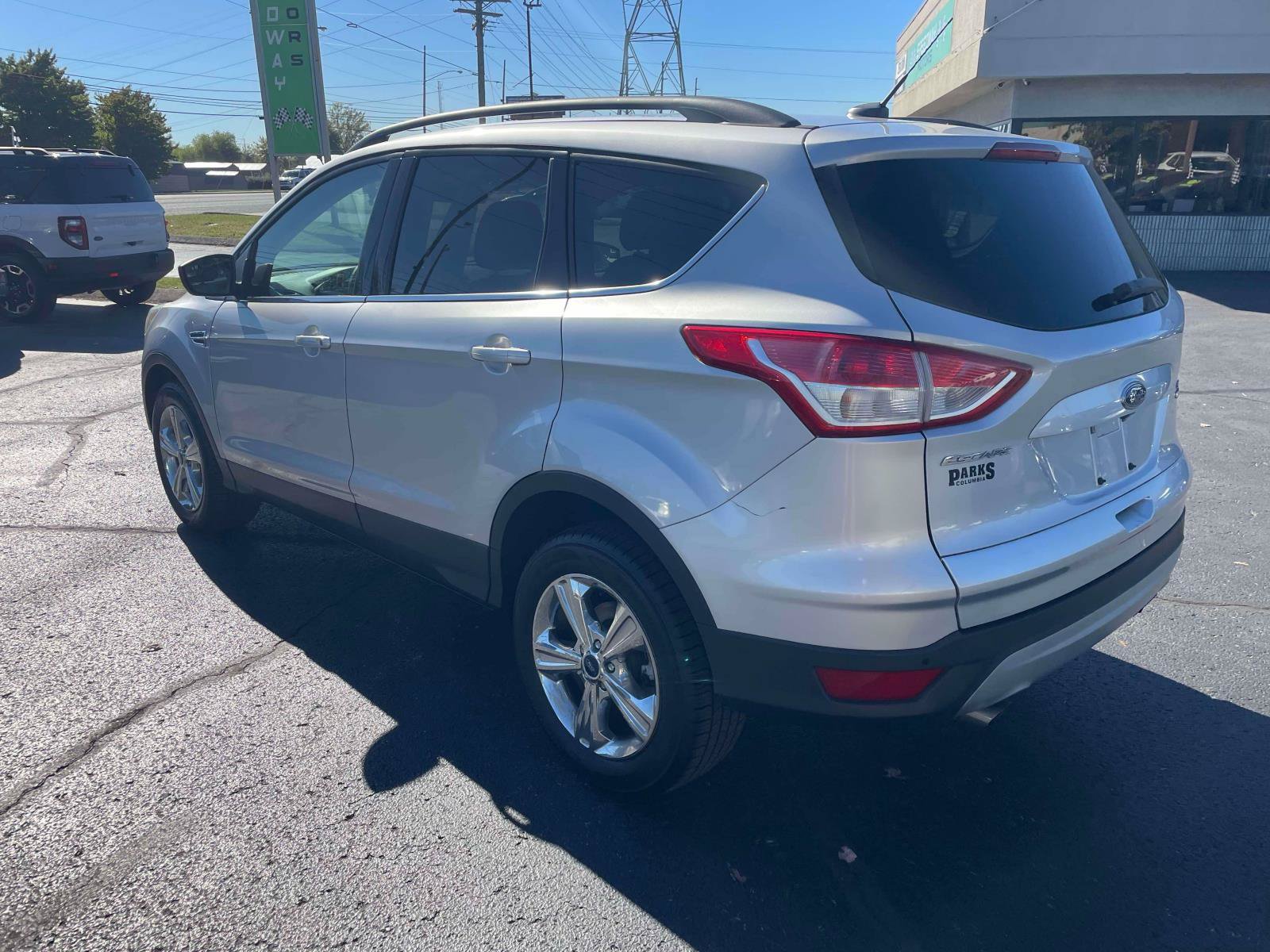 Used 2016 Ford Escape SE w/ Equipment Group 201A AWD/4WD image 5