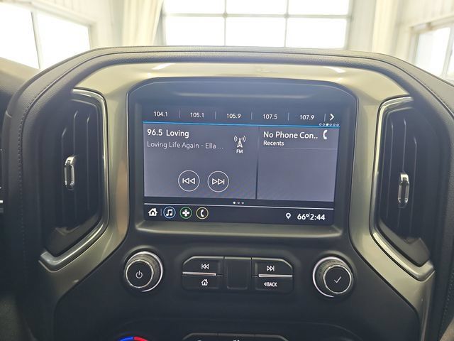 Used 2022 Chevrolet Silverado 1500 LT AWD/4WD image 18