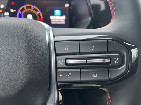 New 2026 Chevrolet Colorado Z71 w/ Z71 Convenience Package 2 image 17