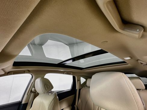 Used 2024 Acura RDX SH-AWD image 5