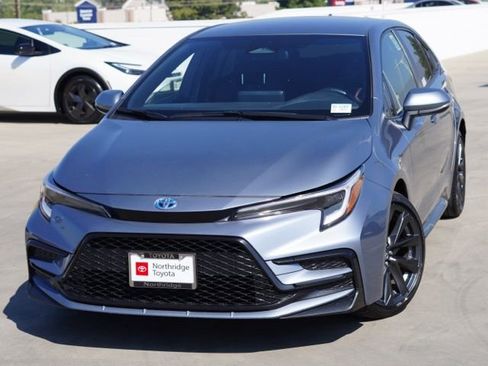 Certified 2024 Toyota Corolla SE image 4