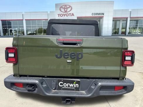 Used 2022 Jeep Gladiator Sport AWD/4WD image 8