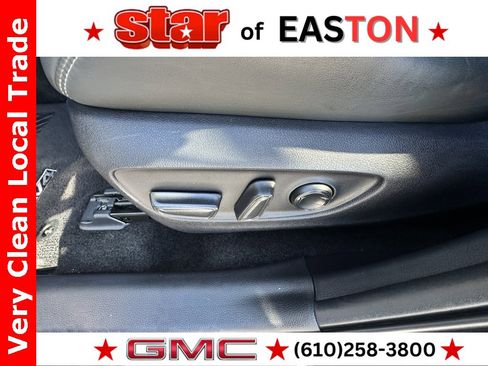 Used 2022 Toyota RAV4 XLE Premium image 18