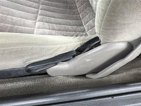 Used 2002 Chevrolet Camaro LT image 14