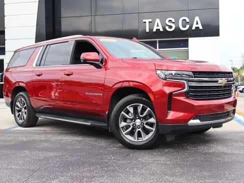Used 2021 Chevrolet Suburban LT w/ LT Signature Package RWD image 1