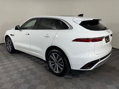 Used 2026 Jaguar F-PACE R-Dynamic S image 5
