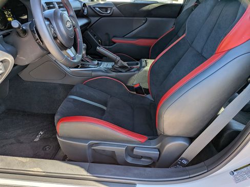 Certified 2025 Subaru BRZ Limited image 11