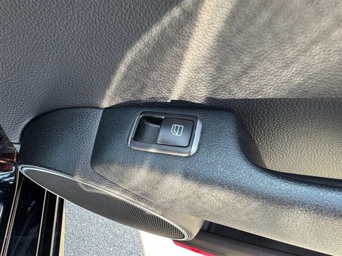 Used 2012 Mercedes-Benz C 250 Sedan image 37