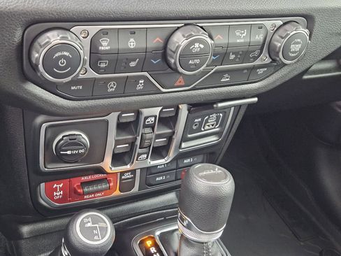 New 2026 Jeep Gladiator Willys image 22