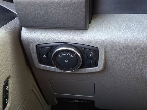 Used 2017 Ford F350 XL w/ Power Equipment Group RWD image 26