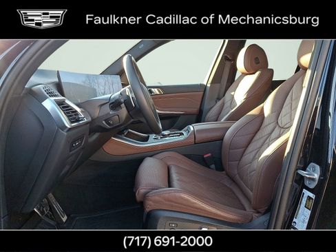 Used 2025 BMW X5 xDrive40i w/ M Sport Package image 12