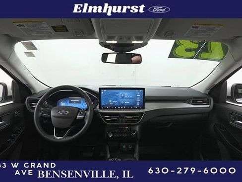 Used 2023 Ford Escape Platinum w/ Premium Technology Package image 7