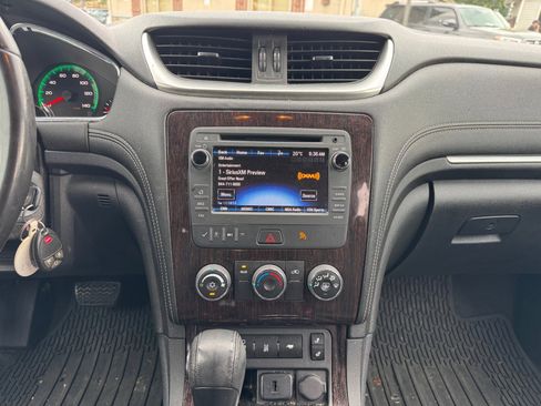 Used 2017 Chevrolet Traverse LT w/ True North Edition AWD/4WD image 14