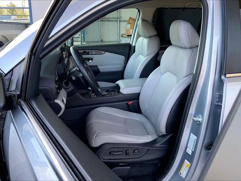 Used 2023 Honda Pilot EX-L image 17