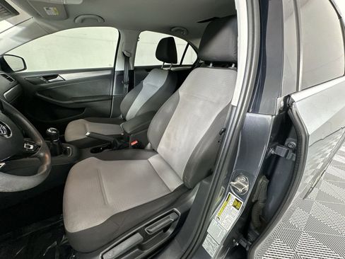 Used 2017 Volkswagen Jetta S FWD image 11