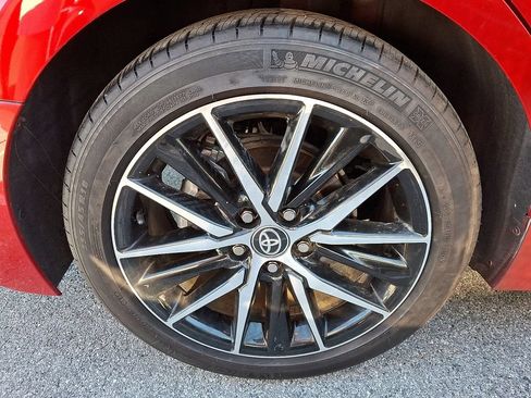 Used 2023 Toyota Camry SE w/ Audio Upgrade Package FWD image 8