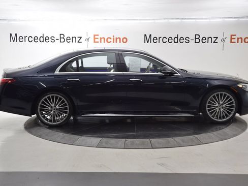 Certified 2022 Mercedes-Benz S 500 4MATIC image 7