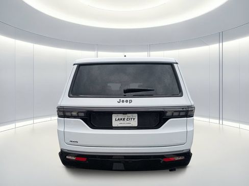 New 2026 Jeep Grand Wagoneer Limited AWD/4WD image 5