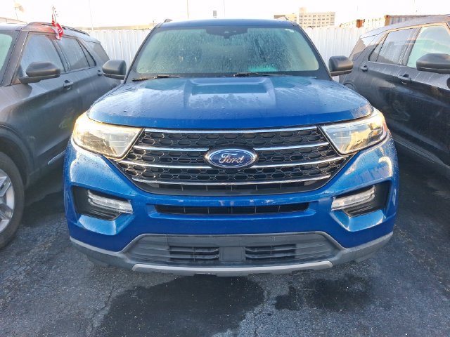 Used 2021 Ford Explorer XLT w/ Equipment Group 202A RWD image 2