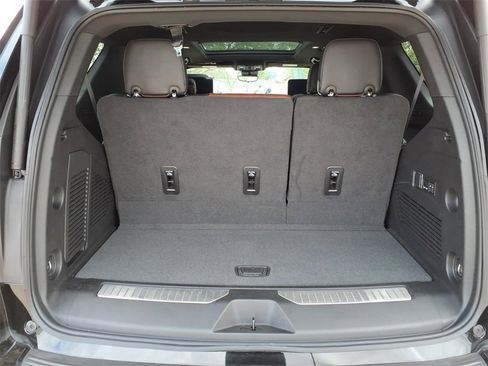 Certified 2023 GMC Yukon Denali Ultimate image 10