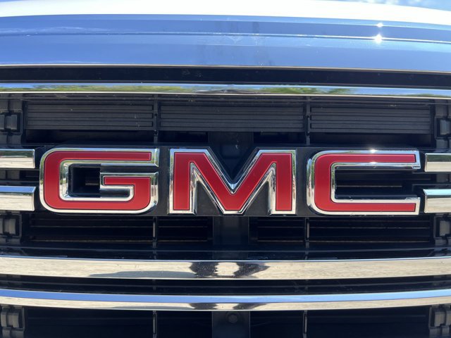Used 2020 GMC Acadia SLT FWD image 32
