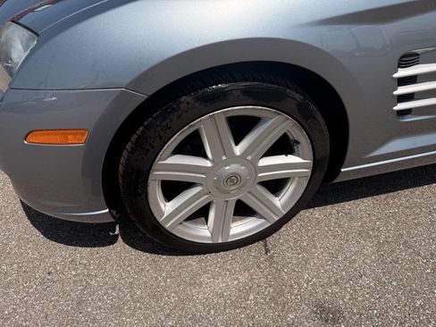 Used 2005 Chrysler Crossfire Limited RWD image 15