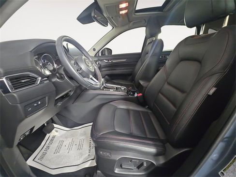 Used 2023 MAZDA CX-5 Carbon Edition image 9