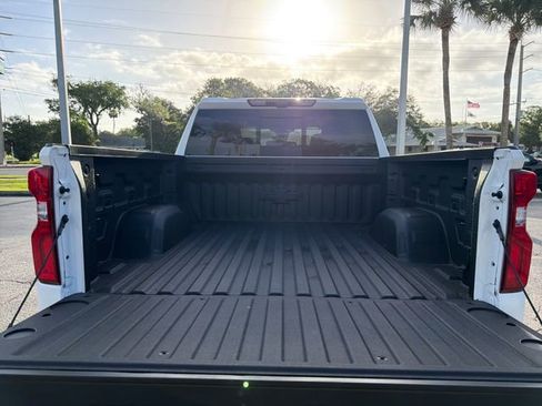New 2026 Chevrolet Silverado 1500 LTZ w/ LTZ Premium Package AWD/4WD image 11