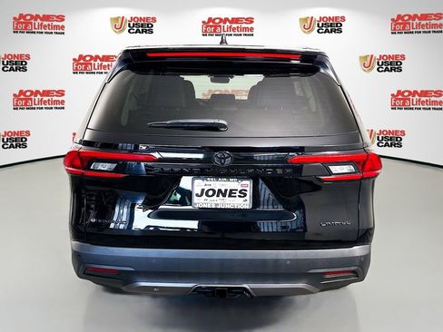 Certified 2024 Toyota Grand Highlander AWD Hybrid image 18