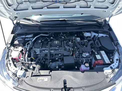 Used 2025 Toyota Corolla LE FWD image 34