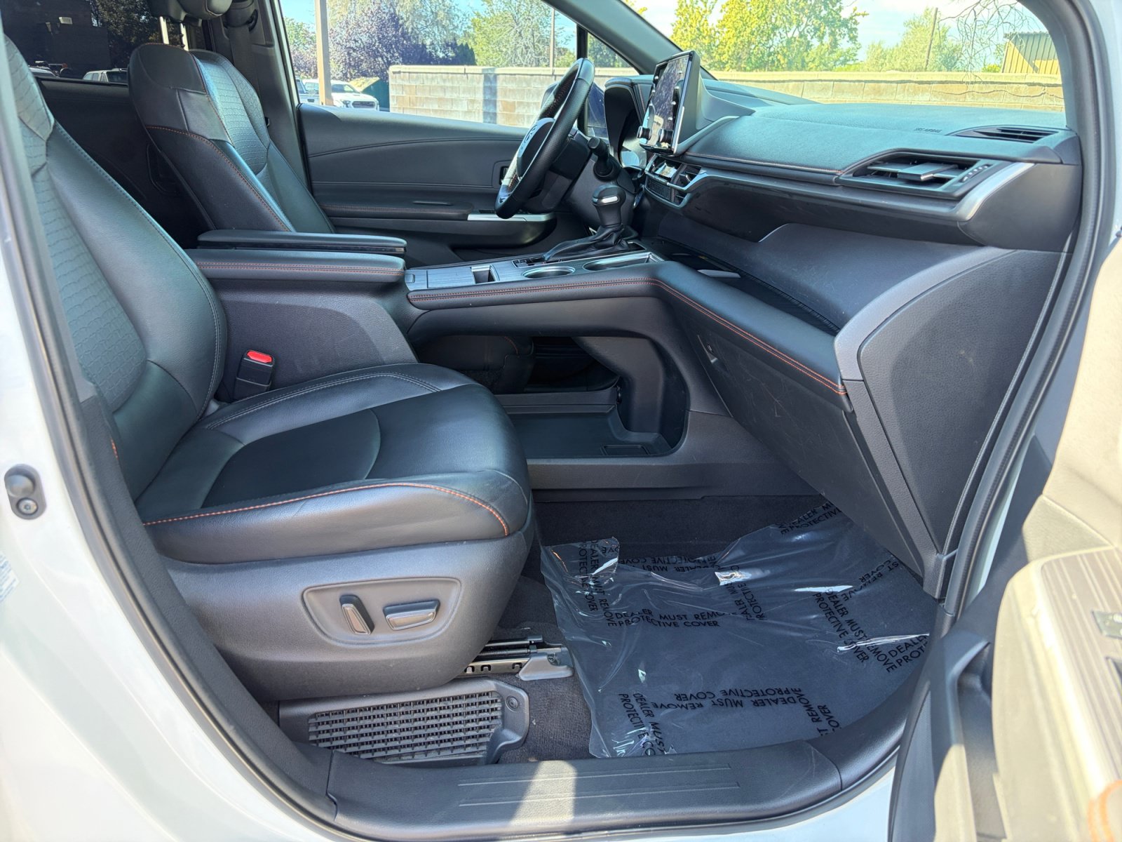 Certified 2022 Toyota Sienna XSE w/ XSE Plus Package AWD/4WD image 29
