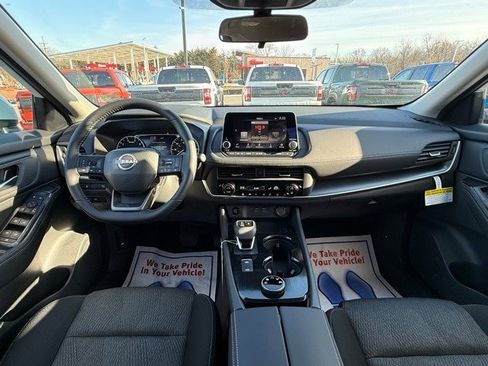 New 2026 Nissan Rogue SV w/ Cold Weather Package image 20