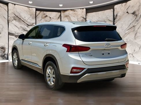 Used 2020 Hyundai Santa Fe SEL FWD image 4