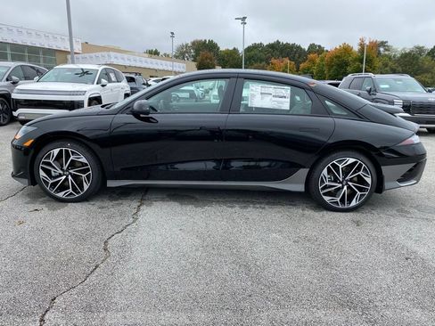 New 2025 Hyundai Ioniq 6 SEL image 4