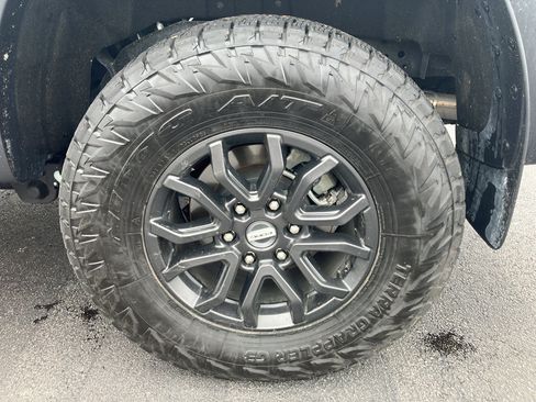 Used 2025 Ford Ranger Raptor AWD/4WD image 14