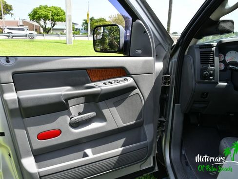 Used 2006 Dodge Ram 2500 Truck Laramie RWD image 25