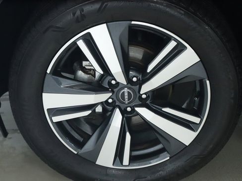 Certified 2024 Nissan Rogue SL w/ SL Premium Package image 42