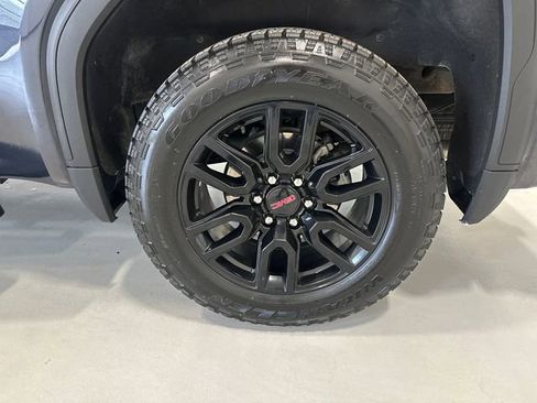 Used 2024 GMC Sierra 1500 Elevation w/ Preferred Package image 19