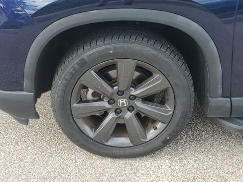 Used 2023 Honda Pilot Sport image 9