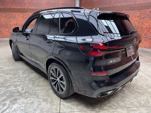 Used 2026 BMW X5 xDrive40i w/ M Sport Package AWD/4WD image 3